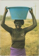 Delcampe - AFRIQUE,AFRIKA,AFRICA,Sén égal ,FEMME,FILLE DU PAYS,BELLE,SOURIANTE,TRAV AILLEUSE,sexy - Senegal