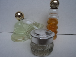 AVON :LOT 2 PETITS FLACONS + PETITE  BOITE VIDE  VOIR ET LIRE!!! - Miniatures Womens' Fragrances (without Box)