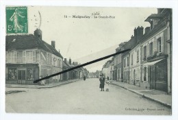 CPA - Maignelay - La Grande Rue - Maignelay Montigny