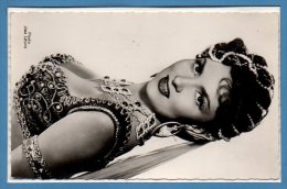 Spectacle - ARTISTES -- Gina LOLLOBRIGIDA - Artistes