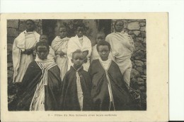 ETH8   --   FILLES DU RAS SEBEATH AVEC LEURS ESCLAVES - Ethiopie