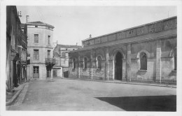 Place De La Vieille Halle  -- Carte Glacée - Coulonges-sur-l'Autize