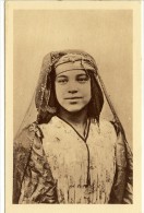 Carte Postale Ancienne Algérie - Tébessa. Jeune Fille Indigène - Tébessa