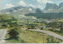 SAINT ETIENNE EN DEVOLUY - Route Du Col Du Noyer ; Au Fond, Le Col De Bure - Saint Etienne En Devoluy