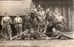 CPA 1132 - MILITARIA - Carte Photo Militaire - Camion Militaire & Conducteurs - Ausrüstung