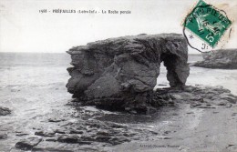 CPA 1911 : PREFAILLES (44) - LA ROCHE PERCEE - Préfailles