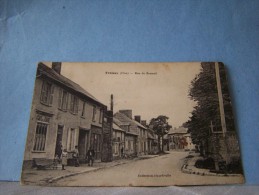 FROISSY (OISE) LES COMMERCES. RUE DE BRETEUIL. - Froissy