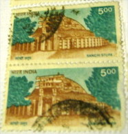 India 1994 Sanchi Stupa 5.00r X2 - Used - Used Stamps