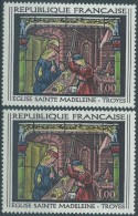 [05] Variété : N° 1531 église Sainte-Madeleine Marteau Rose Au Lieu De Blanc +  Normal  ** - Unused Stamps