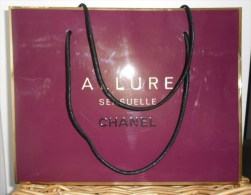 A. IMMEDIAT SAC SACHET EMBALLAGE  CHANEL    ALLURE SENSUELLE - Other & Unclassified