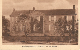 Aubergenville La Mairie - Aubergenville