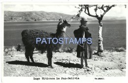 2078 BOLIVIA LA PAZ LAKE LAGO TITICACA COSTUMES WOMAN WITH LLAMA  POSTAL POSTCARD - Bolivien