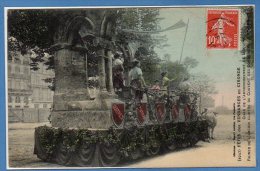 33 - LIBOURNE -- Fêtes Des Vendanges - Char De L'Arrondissement - Libourne