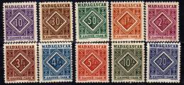 Madagascar Taxe N° 31 / 40  XX, La Série Des 10 Valeurs Sans Charnière, TB - Postage Due
