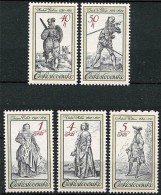 CZECHOSLOVAKIA 1983 COSTUMES & MILITARY UNIFORMS In ART MNH WEAPONS A14 - Grabados