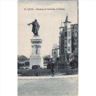 LNTP8004-LFT3436.Tarjeta Postal De LEON.Escultura,ARTE,plaza,monumento.ESCULTURA DE GUZMAN EL BUENO.Leon - León