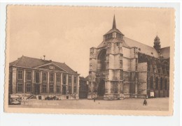 Diest : St Sulpitiuskerk En Stadhuis - Diest