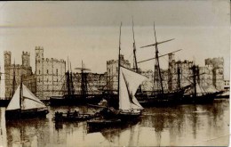 GWYNEDD - CAERNARVON - CASTLE WITH OLD SHIPS RP Gwy269 - Caernarvonshire