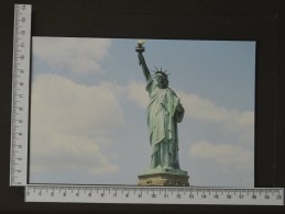 A ESTATUA DA LIBERDADE - USA - 2 Scans (Nº10718) - Statue Of Liberty