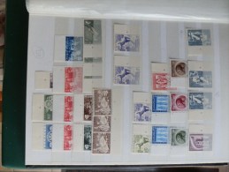 LOT   ZEGELS/TIMBRES  PERIODE 1950/61   XX MET PLAATNUMMERS  COTE 101;80 COTE - Datiert