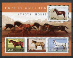 (cl 17 - P6) Kirghizstan ** (ref. Michel Au Dos) Bloc N° 41 - Chevaux - - Kyrgyzstan