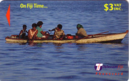 FIDJI WOMEN FISHING  3$ UT 1999 - Fiji