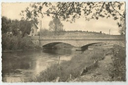 Mussy-sur-Seine  (Aube)  Le Pont - Mussy-sur-Seine