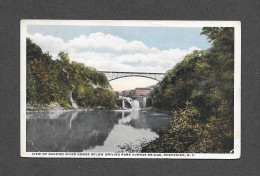 ROCHESTER - NEW YORK - VIEW OF GENESEE RIVER GORGE BELOW DRIVING PARK AVENUE BRIDGE - PUBLISHED BY WALKER´S POST CARD - Rochester