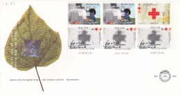 Netherlands 1992 Red Cross Booklet Pane - Carnets Et Roulettes