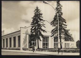 Neustrelitz-sporthalle-used,perfect Shape - Neustrelitz