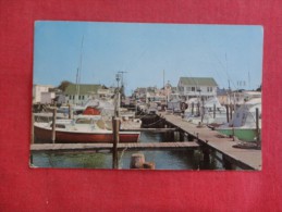 Maryland> Ocean City Marina Tear Botton Center -----  ------  Ref 1717 - Ocean City