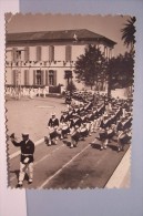 TOULON  ---Parade  Militaire  , Sportifs  ,marins -- Militaria - Toulon