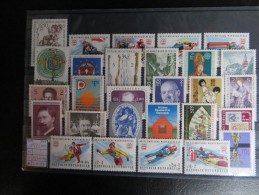 1975  " Kompletter Jahrgang  "  28 Werte  Postfrisch  LUXUS   LOT 13 - Full Years