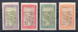 Madagascar N°94 - 98 - 100 - 132  Neufs Charniere Ou Adhérences - Unused Stamps