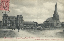 Momignies - Grand´Place , Hôtel De Ville Et Eglise- Oblitération Trélon 1907 ( Voir Verso ) - Momignies