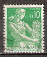 Timbre France Y&T N°1231 (13) Obl.  Moissonneuse.  10 C. Vert. Cote 0,15 € - 1957-1959 Reaper