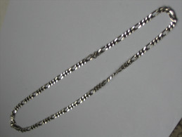 Très Belle Chaine En ARGENT 925 -Longueur 26 Cm  ***** EN ACHAT IMMEDIAT *** - Necklaces/Chains
