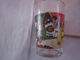 VERRE A MOUTARDE PUBLICITAIRE DECORE DESSIN ANIMEE BLANCHE NEIGE ET LES 7 NAINS - Gläser