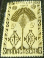 Madagascar 1943 Traveller's Tree 5c - Mint - Unused Stamps