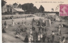 LA ROCHELLE (Charente-Maritime) - La Plage - Très Animée - La Rochelle