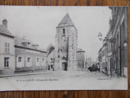 80 - SAINT- VALERY - Place Saint-Martin. - Saint Valery Sur Somme