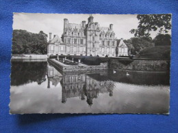 Beaumesnil. Le Chateau Du XVIIe Siecle Classe Monument Historique Et Le Jardin De MADAME. Montagne 5. Voyage 1957 - Beaumesnil