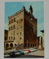 PRATO - Piazza Del Comune - Palazzo Pretorio - Auto - Prato