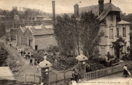 Pavilly Superbe Sortie Des établissements "Maillard De Lacascade" TBE - Pavilly