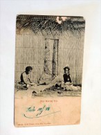 Carte Postale Ancienne : FIJI : Mat Making  Fiji, 2 Young Women , Top Less, Nude - Fiji