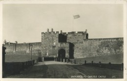 CUMBRIA - CARLISLE - ENTRANCE TO CASTLE RP Cu486 - Carlisle