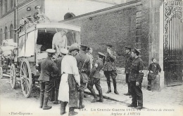 La Grande Guerre 1914-15 - Arrivée De Blessés Anglais à Amiens - Ambulance De La Croix Rouge - Carte Non Circulée - Guerre 1914-18