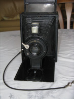 Ancien Appareil Photo Avec Son étui  Bois Avec 2 Compartiments Pour Plaques (6 Boitiers Plaques) - Cameras