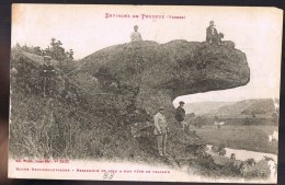 Roche Brucnenaupierre -- Ressemble De Loin à Le Tête D'un Crapaud . - Pouxeux Eloyes