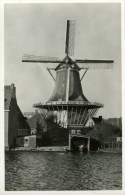 ZAANDIJK (N.H.) - Molen/moulin - Stellingmolen "De (Bleeke) Dood" In 1956 Vanaf De Waterkant (na Restauratie) - Zaandam